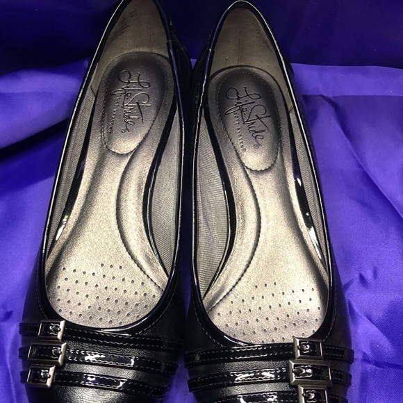 Bees - Picture 3 of 4